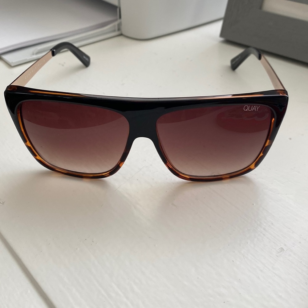 Quay Australia x Desi Perkins On the Low 60mm Square Sunglasses